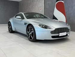 Giallo Usata 2010 Aston Martin V8 Vantage Coupé | 59.950 € (Super prezzo)
