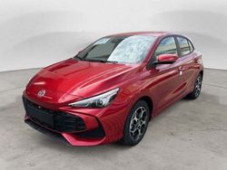 Rosso Usata 2024 MG MG3 Luxury Due volumi | 24.191 € (Molto cara)