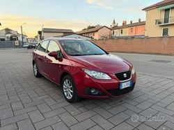 Rosso Usata 2011 Seat Ibiza Due volumi | 3800 € (Buon prezzo)