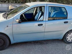 Blu Usata 2003 Fiat Punto Tre volumi | 1500 €