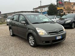 Other Usata 2006 Toyota Corolla Verso Sol Monovolume | 2200 € (Buon prezzo)