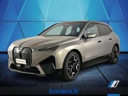Grigio Usata 2023 BMW iX Efficient Dynamics SUV | 69.900 € (Buon prezzo)