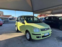 Giallo Usata 2004 Fiat Panda Dynamic Due volumi | 2450 € (Super prezzo)