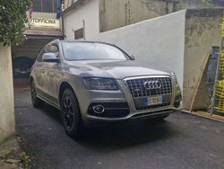 Argento Usata 2010 Audi Q5 Ambiente SUV | 9800 € (Buon prezzo)