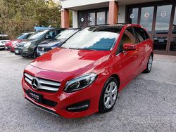 Rosso Usata 2014 Mercedes B200 Monovolume | 11.800 € (Super prezzo)