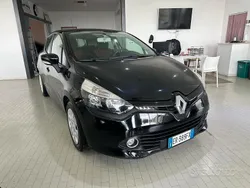 Nero Usata 2013 Renault Clio IV Tre volumi | 5490 € (Ottimo prezzo)