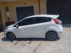 Usata 2017 Ford Fiesta ST-Line Tre volumi | 9000 € (Buon prezzo)