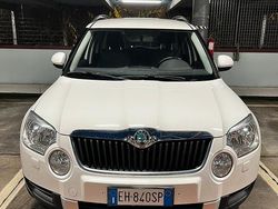 Usata 2011 Skoda Yeti Elegance SUV | 5000 €