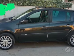 Usata 2007 Renault Clio II Tre volumi | 1500 € (Molto cara)