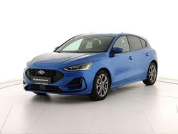 Blu/azzurro Usata 2023 Ford Focus ST-Line Tre volumi | 20.900 € (Buon prezzo)