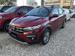 Rosso Usata 2022 Dacia Sandero Comfort Due volumi | 13.890 € (Buon prezzo)