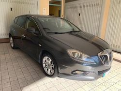Grigio Usata 2009 Lancia Delta Due volumi | 4900 € (Buon prezzo)