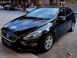 Nero Usata 2013 Volvo V40 Summum Tre volumi | 5600 € (Ottimo prezzo)