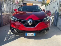 Usata 2015 Renault Kadjar Zen SUV | 10.999 € (Buon prezzo)