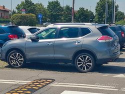 Grigio Usata 2016 Nissan X-Trail SUV | 10.000 €