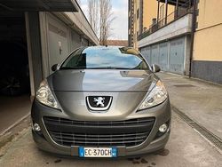 Usata 2010 Peugeot 207 CC Cabrio | 7000 € (Molto cara)