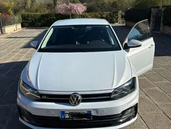 Usata 2018 VW Polo R-line Tre volumi | 15.500 € (Molto cara)