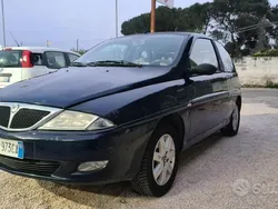 Blu/azzurro Usata 2002 Lancia Ypsilon Due volumi | 1299 € (Buon prezzo)