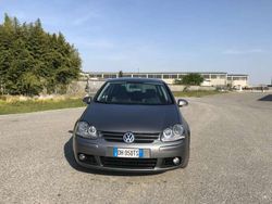 Grigio Usata 2007 VW Golf V Sportline Tre volumi | 4000 € (Molto cara)