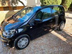 Nero Usata 2012 VW up! Due volumi | 3500 € (Buon prezzo)