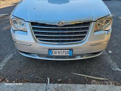 Grigio Usata 2011 Chrysler Grand Voyager Monovolume | 7990 € (Cara)
