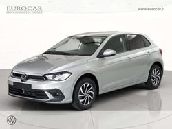 Reflex silver metallizzato Nuova 2025 VW Polo Edition Tre volumi | 21.900 € (Buon prezzo)