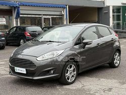 Grigio Usata 2017 Ford Fiesta Titanium Tre volumi | 7890 € (Ottimo prezzo)