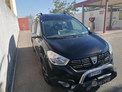 Nero Usata 2018 Dacia Dokker Stepway Monovolume | 11.500 € (Molto cara)