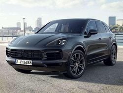 Nero Usata 2022 Porsche Cayenne Platinum Edition SUV | 75.900 € (Cara)