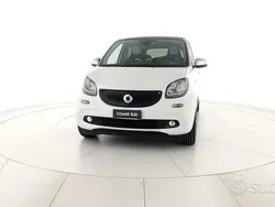 Bianco Usata 2016 Smart ForFour Passion Monovolume | 11.500 € (Molto cara)