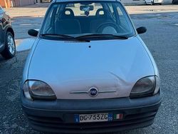 Grigio Usata 2007 Fiat 600 Due volumi | 900 € (Super prezzo)