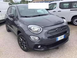 Grigio(met.) Usata 2022 Fiat 500X Club SUV | 15.900 € (Buon prezzo)