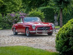 Rosso Usata 1962 Mercedes 190 Tre volumi | 135.000 €