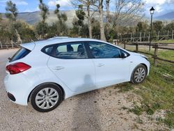Bianco Usata 2014 Kia Ceed Due volumi | 9000 € (Molto cara)