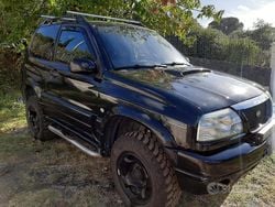 Usata 2004 Suzuki Grand Vitara SUV | 7500 € (Molto cara)