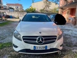Bianco Usata 2014 Mercedes A180 Tre volumi | 7000 €