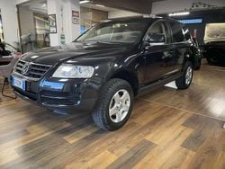 Nero Usata 2006 VW Touareg Exclusive SUV | 5890 € (Buon prezzo)