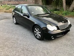 Usata 2006 Mercedes C220 Tre volumi | 3899 € (Ottimo prezzo)