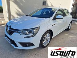 Bianco Usata 2016 Renault Mégane III Tre volumi | 10.999 € (Molto cara)