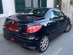 Usata 2005 Peugeot 206 Cabrio | 800 € (Buon prezzo)