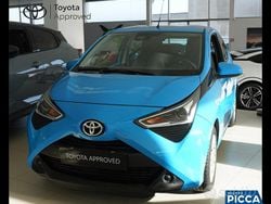 Azzurro Usata 2019 Toyota Aygo Cool Due volumi | 9000 € (Ottimo prezzo)