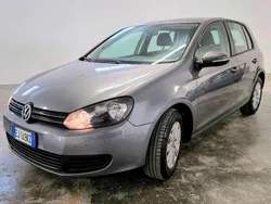 Grigio Usata 2011 VW Golf VI Highline Tre volumi | 5500 € (Ottimo prezzo)