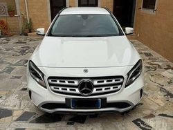 Usata 2019 Mercedes GLA200 Business SUV | 23.000 € (Buon prezzo)