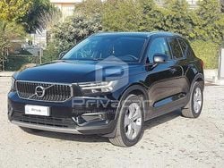 Nero Usata 2020 Volvo XC40 Momentum SUV | 20.900 € (Ottimo prezzo)