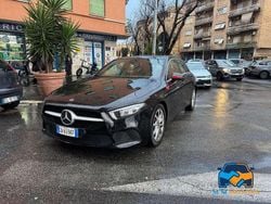 Nero Usata 2020 Mercedes A180 Tre volumi | 19.590 € (Buon prezzo)