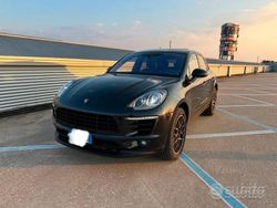 Nero Usata 2016 Porsche Macan SUV | 31.500 € (Buon prezzo)