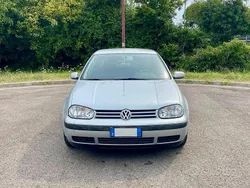 Usata 2000 VW Golf IV Due volumi | 2699 € (Buon prezzo)