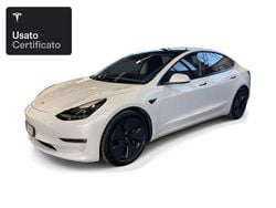 Pearl white multicoat Usata 2021 Tesla Model 3 Long Range AWD Tre volumi | 32.600 € (Buon prezzo)