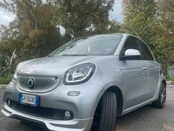 Grigio Usata 2018 Smart ForFour Brabus Xclusive Due volumi | 16.000 € (Buon prezzo)