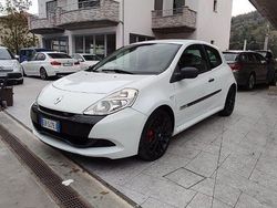Bianco Usata 2010 Renault Clio II R.S. Tre volumi | 11.950 €